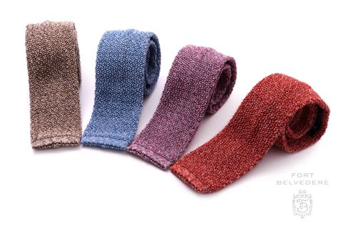 how to pull off knitted ties.